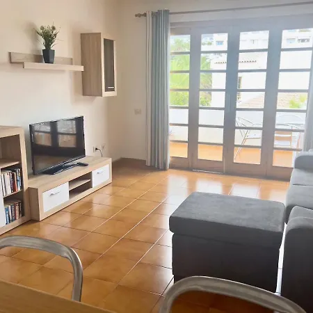 One Bedroom Apartment, Garden City, Heated Pool, Close To Playa Americas Playa de las Americas (Tenerife)