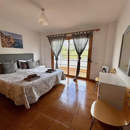 Garden City Costa Adeje 1 Bedroom Apartment Large Balcony Close To Beach