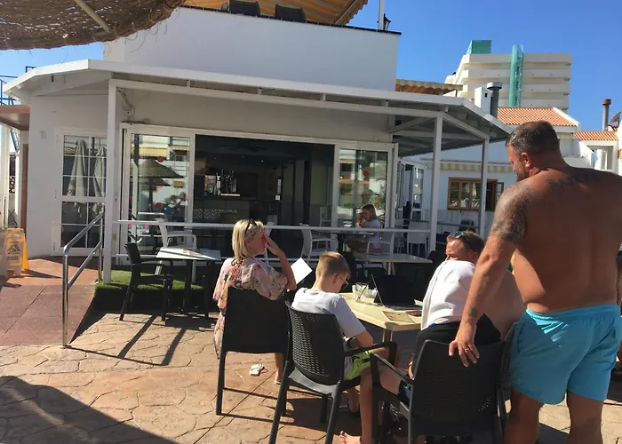 Tenerife Costa Adeje One Bedroom Apartment Heated Pool Large Balcony At Garden City Short Walk To Beach * Playa de las Américas