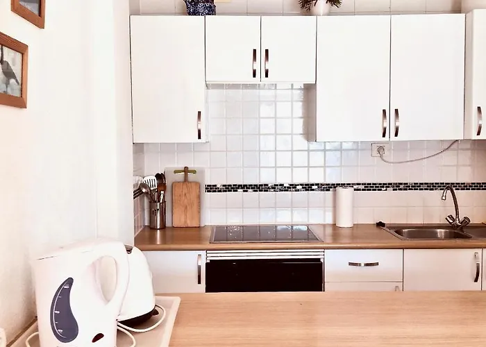 One Bedroom Apartment, Garden City, Heated Pool, Close To Playa Americas *